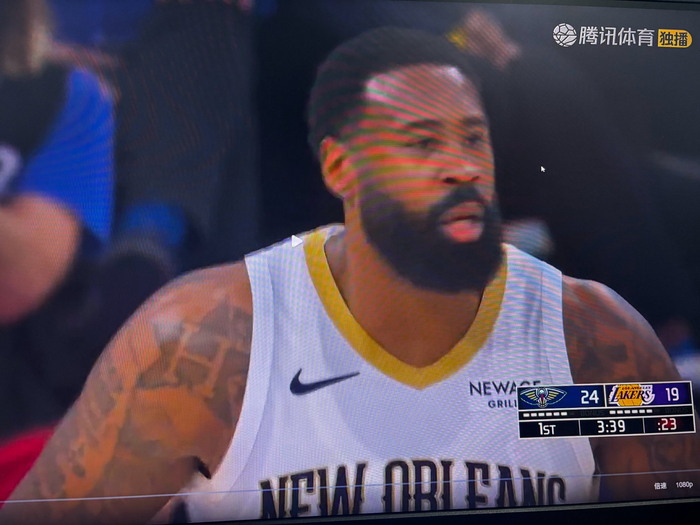 37岁小乔丹对阵76人抢15板4帽，老将展现内线实力|德安德烈·乔丹|体育赛事讨论|迈克尔·乔丹|洛杉矶湖人队|新奥尔良鹈鹕队_新浪体育_新浪新闻